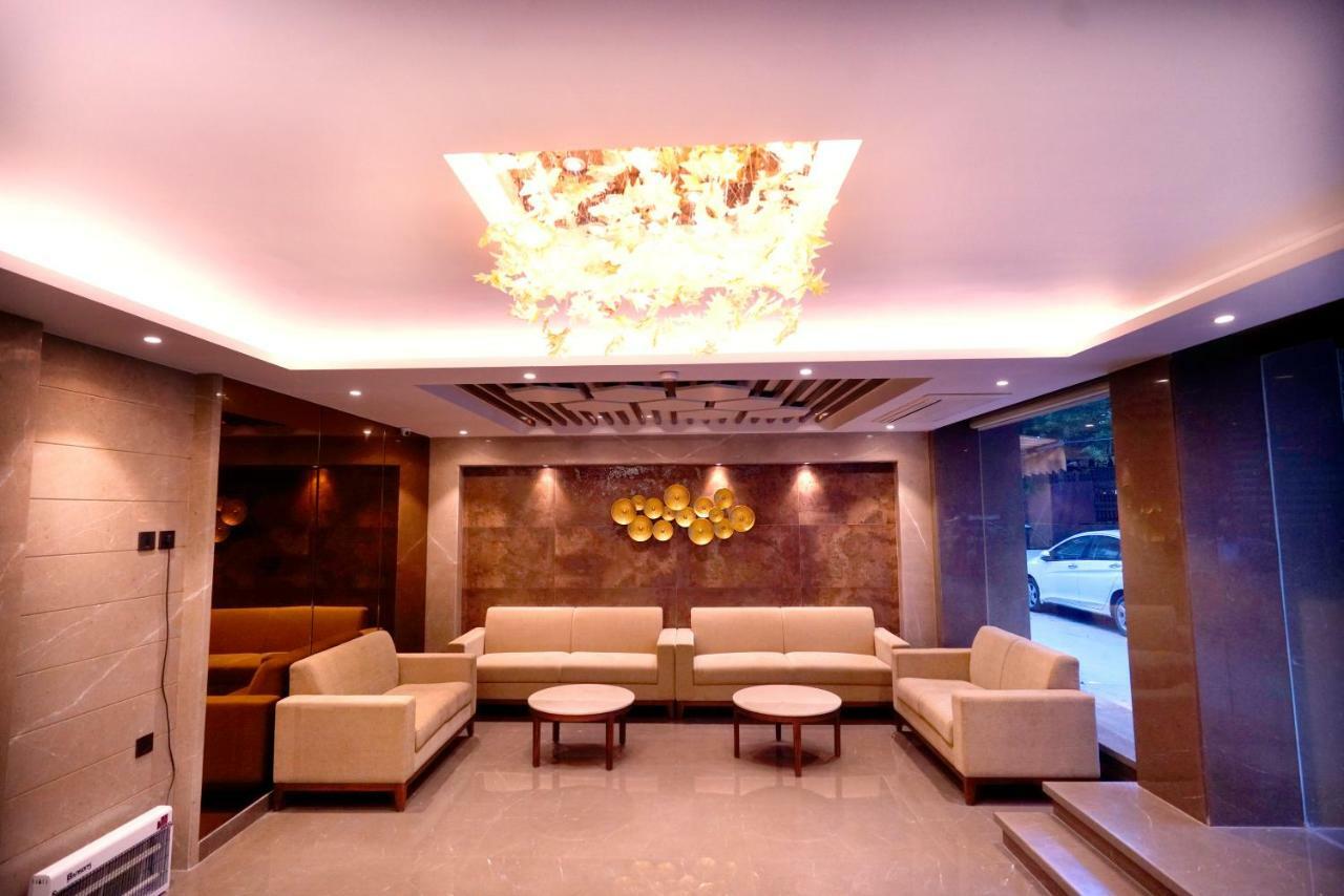 Pride With Free Airport Pickup Hotel New Delhi